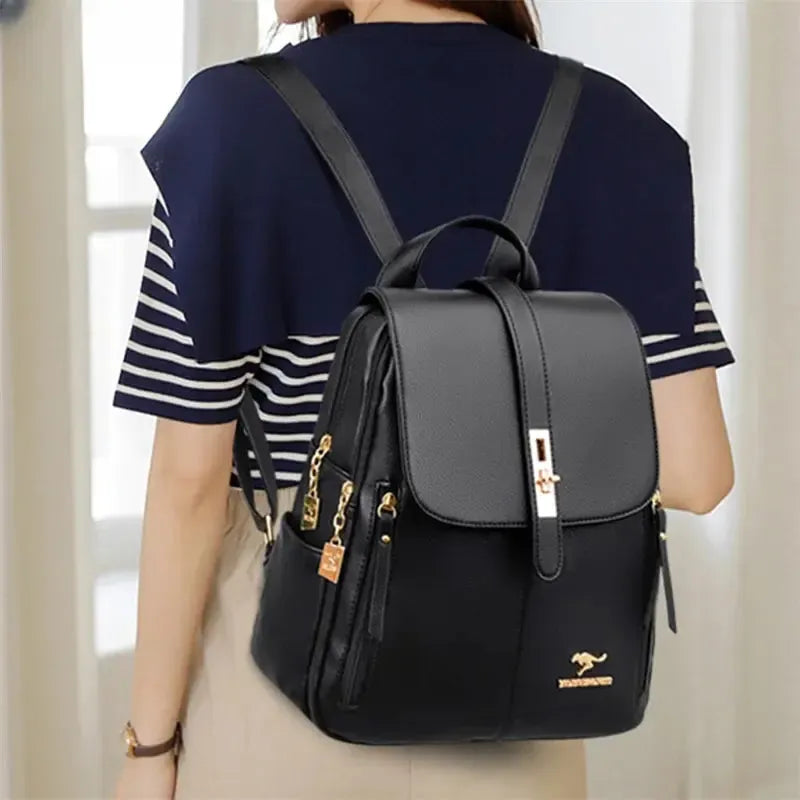 Petit sac à dos en cuir élégant