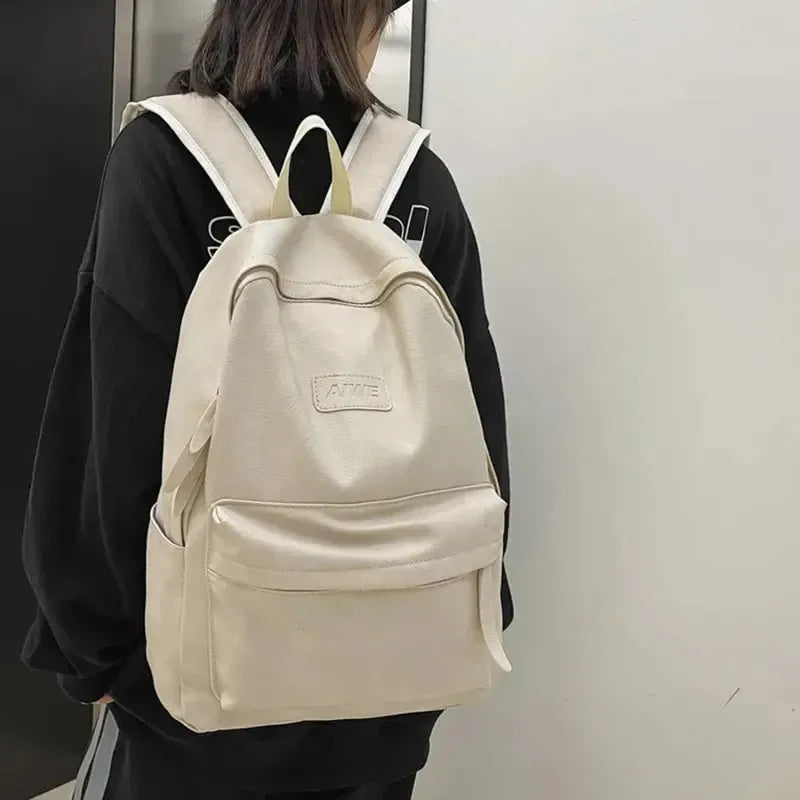 Beau Sac à Dos en Cuir