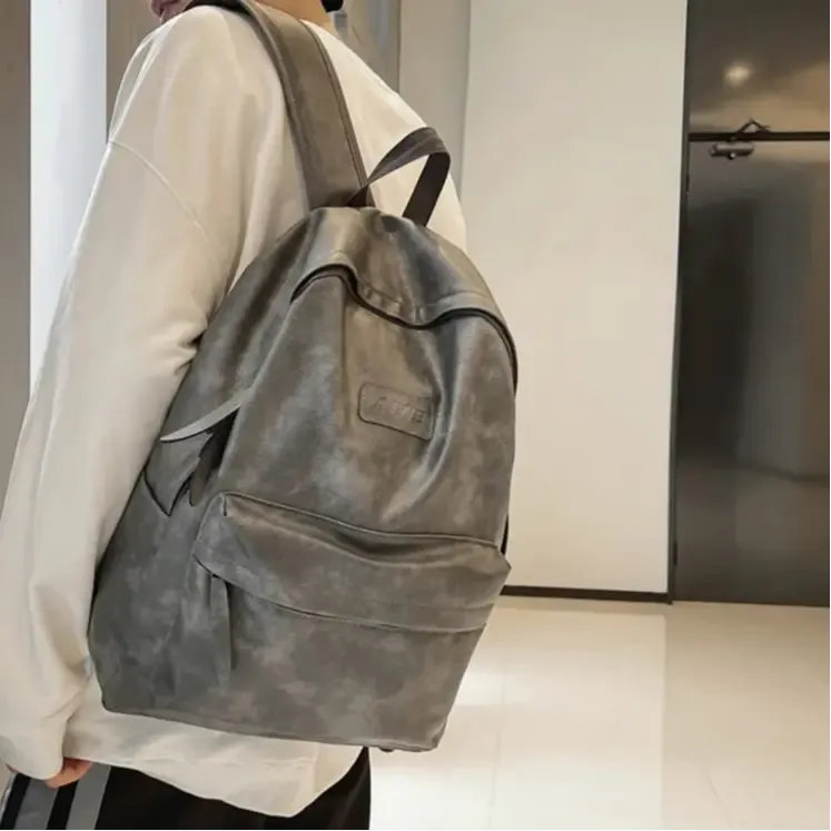 Beau Sac à Dos en Cuir