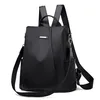 Sac à Dos Femme Design en Cuir Vegan — Noir
